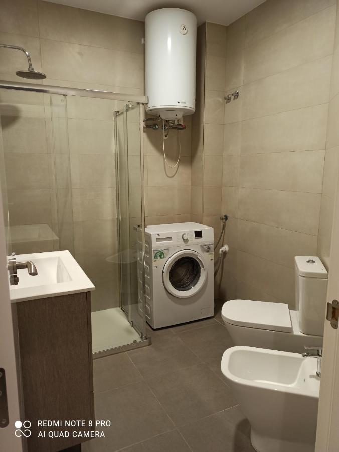 Acogedor Apartamento En El Centro De Хихон Екстериор снимка